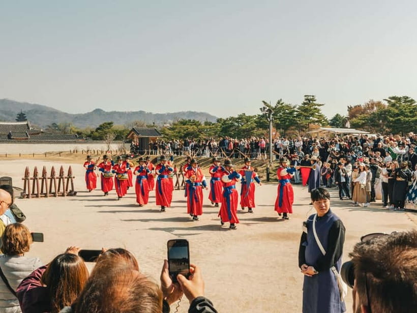 Seoul Half-Day City Highlight, Palace Tour with Hanbok - National Palace Museum of Korea: Royal Artifacts, Not Just Pretty Rooms