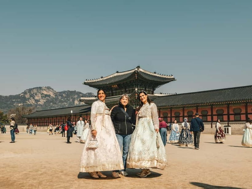 Seoul Half-Day City Highlight, Palace Tour with Hanbok - K Star Hanbok: Dressing Up Without Wasting the Morning