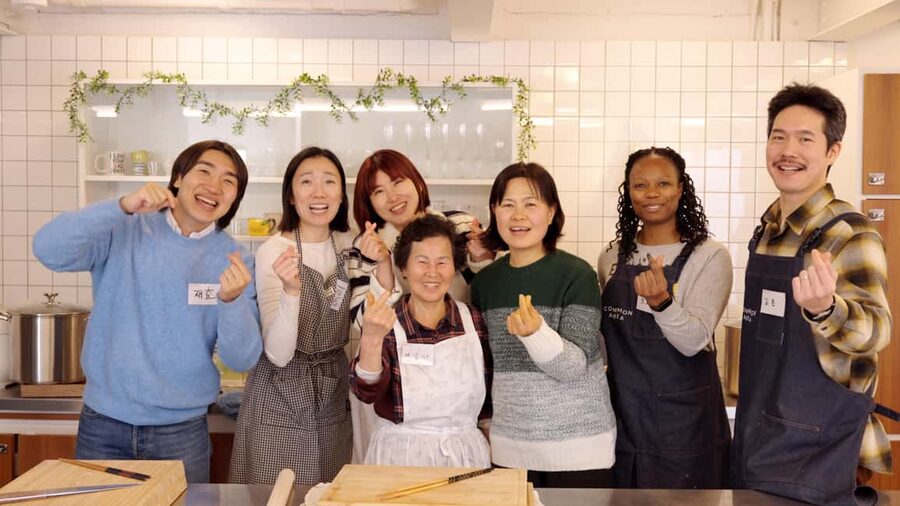 Seoul: Handmade Noodles with Korean Grandma - Handmade Noodles: The Main Event
