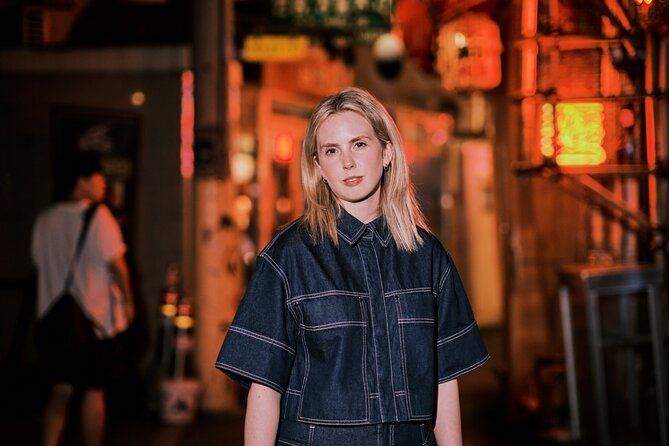 Seoul High-Quality Night Photography - Stop 1: Neon Alley With Printing-District History (Hong Kong-Style Glow)
