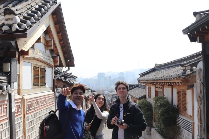 Seoul Highlights & Hidden Gems Tours by Locals: Private + Custom - Bukchon Hanok Village lanes: old Seoul, at a real strolling pace