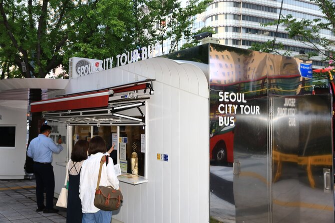 Seoul Hop-On Hop-Off Downtown Palace Course - The Route’s Big Idea: You’re Trading Subway Logistics for Palace Time