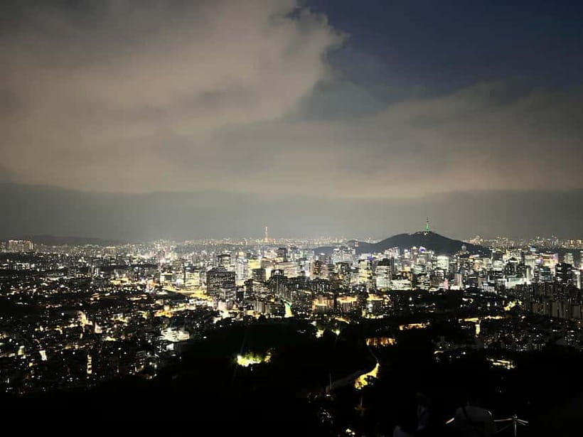 Seoul: Inwangsan Sunset Hike with Guide - What to bring: shoes, layers, and a camera you’ll actually use