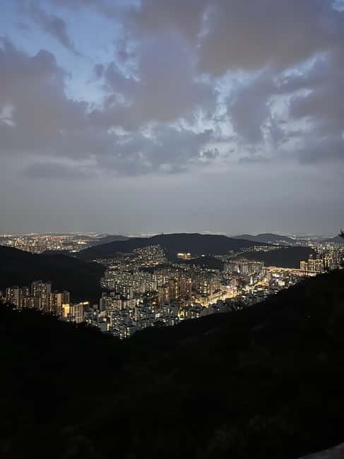 Seoul: Inwangsan Sunset Hike with Guide - Price and value: what $38 really covers in a 150-minute guided hike