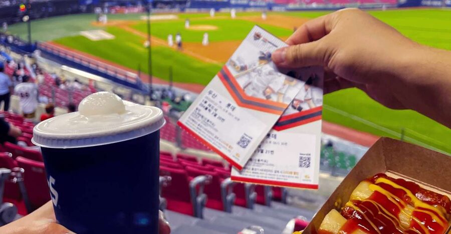 Seoul: Jamsil Baseball Stadium Game Ticket with Dinner& Beer - Tickets, seats, and the real value of skipping the ticket line