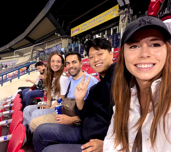 Seoul: Jamsil Baseball Stadium Game Ticket with Dinner& Beer - Stadium rules you should remember before you walk in