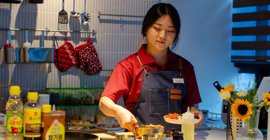 Seoul: Korean Cooking at Seoul Cooking Club! - English chefs and small-group energy that actually helps