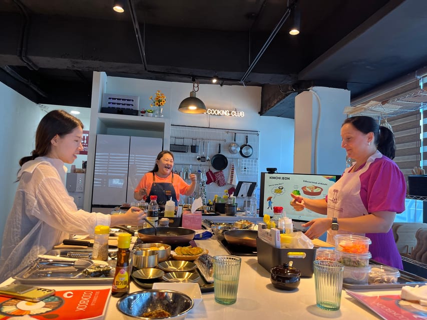 Seoul: Korean Cooking at Seoul Cooking Club! - The class flow: 150 minutes of cooking, tasting, then eating