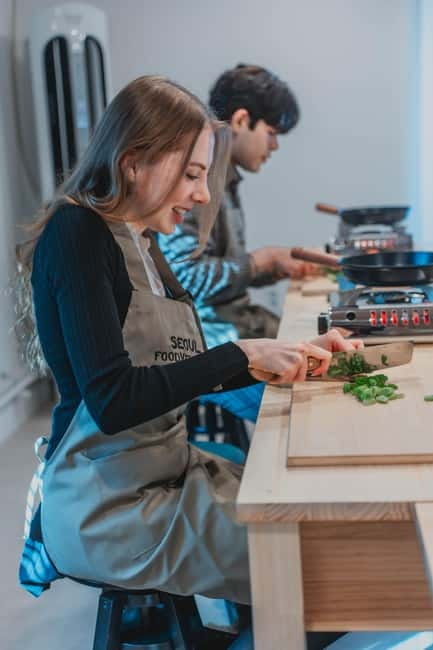 Seoul: Korean Cooking Class with Local Grocery Shopping - The 150-minute flow: from ingredients to a full home-style meal