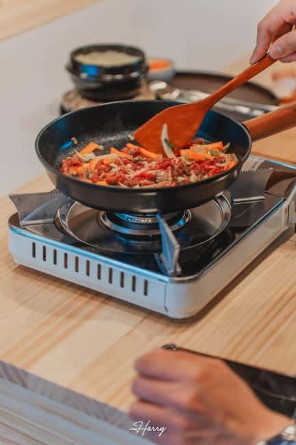 Seoul: Korean Cooking Class with Local Grocery Shopping - Meeting point and how to show up ready