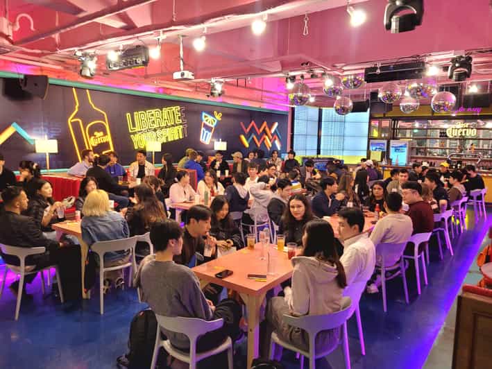 Seoul: Korean & English Language Exchange Global Party - Hongdae is the right setting for language swaps