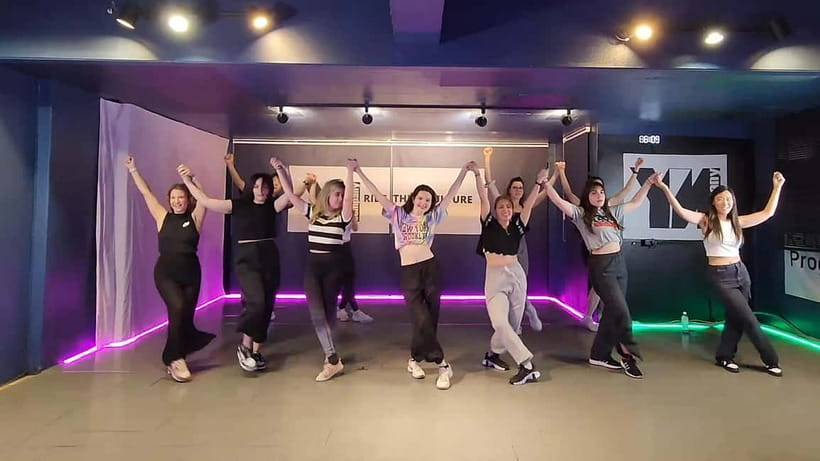 Seoul: Kpop Dance Class Including Video Shooting & Editing - Meeting point at YN Company: how to stay on time