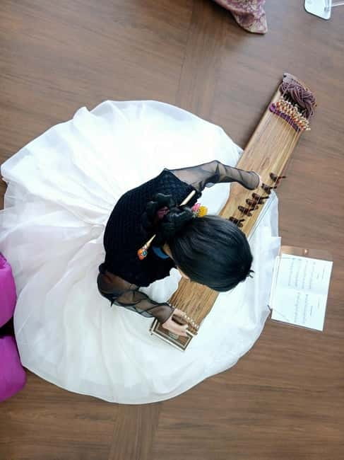 Seoul: Learn Traditional Korean Strings Instrument & Hanbok - The real value of $106: what you’re paying for