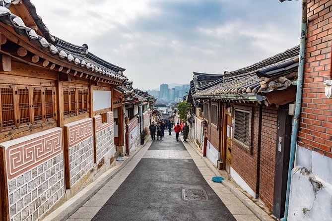 Seoul Like a Local: Private & Personalized Experience (2-3 hours) - COEX and Starfield: Where Questions Get Answered