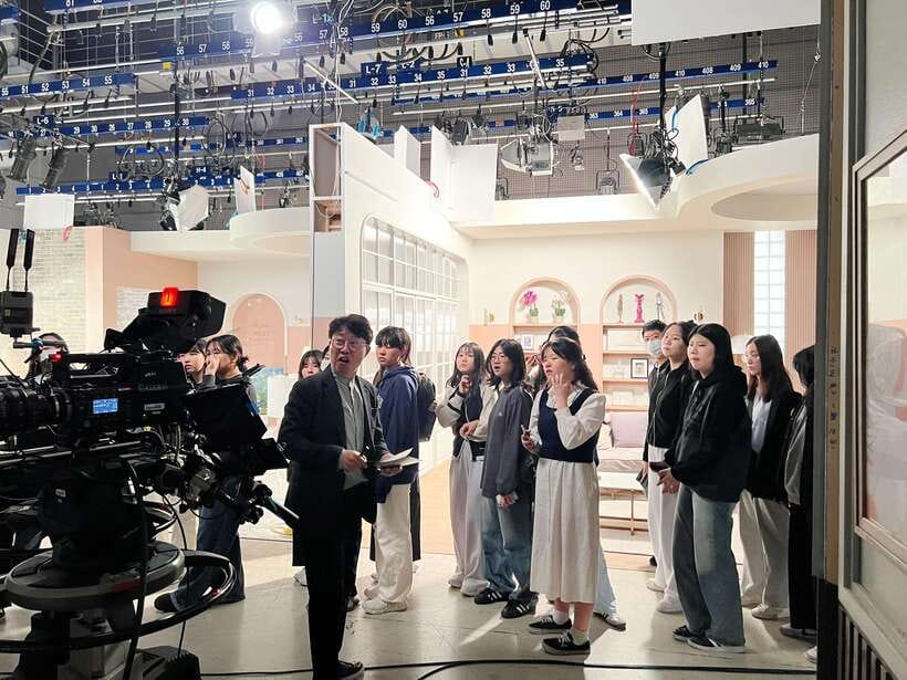 Seoul: MBC Insider Live K-Drama Rehearsal & VIP Studio Tour - Why the MBC Dream Center feels like the real machine