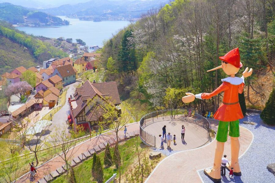 Seoul: Nami and Petite France Tour with Optional K-Garden - Who this tour fits best