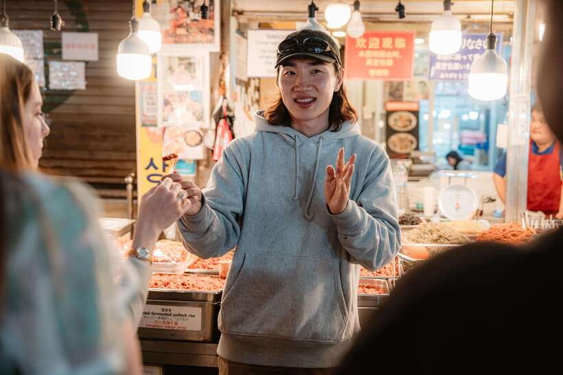 Seoul: Night Market Food Tour with Local Guide - Key things that make this tour worth your night