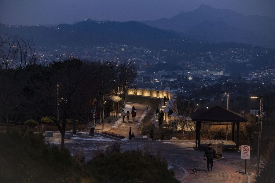Seoul: Nighttime Hidden Gems Walking Tour - Why a Seoul Night Walk Feels More Real Than a Big Checklist