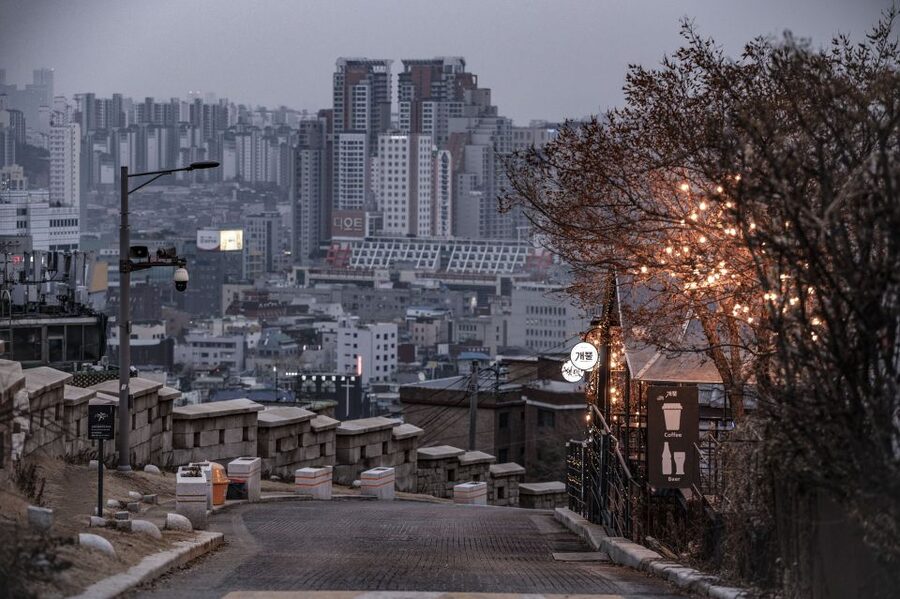Seoul: Nighttime Hidden Gems Walking Tour - Naksan Park and the Art of the Dragon: Seoul’s “Where We Are” Story