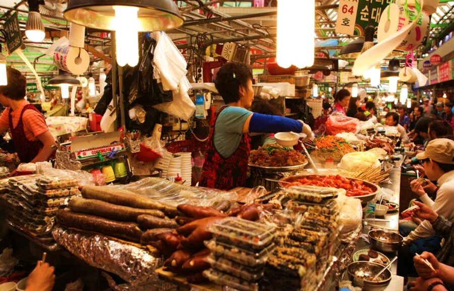 Seoul: Nighttime Tour of Palace, Market, Naksan Park & More - Price and Value at $43: Where Your Money Goes