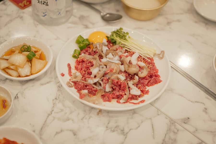 Seoul: Palace, Temple and Market Guided Foodie Tour at Night - Food Notes, Octopus Comfort, and Dietary Options