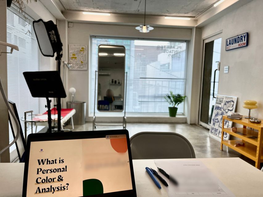 Seoul: Personal Color, Fashion, and Make-up Analysis Session - Makeup Guidance That Matches Your Colors (Natural to Smoky)