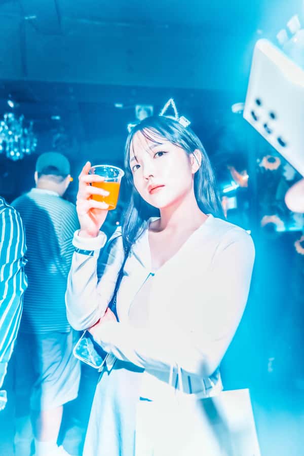 Seoul: Premium Pub Crawl with Open Bottles - Itaewon and Hongdae Nights: How the Venue Stops Feel
