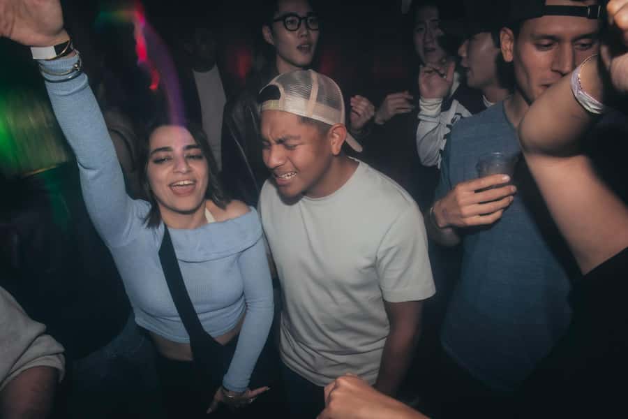 Seoul: Premium Pub Crawl with Open Bottles - Hosts Like Dafne, Adam, Grazia, and Xen: The Secret Sauce