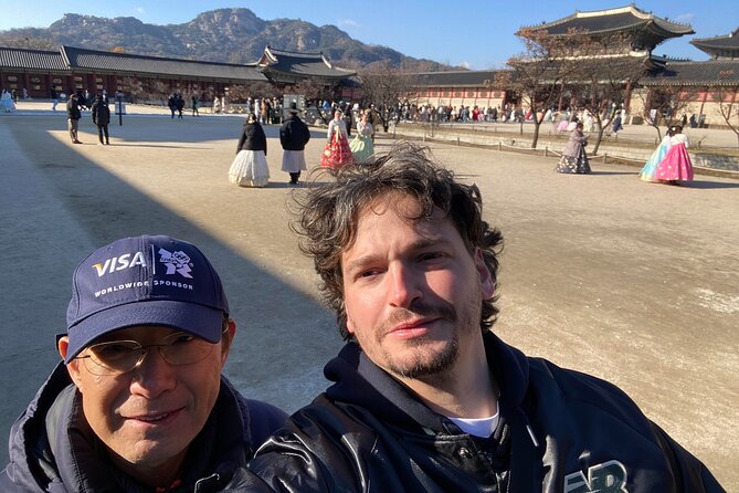 Seoul Private Custom Walking Tour with A Guide (Private Tour) - Meeting in your neighborhood: getting bearings fast