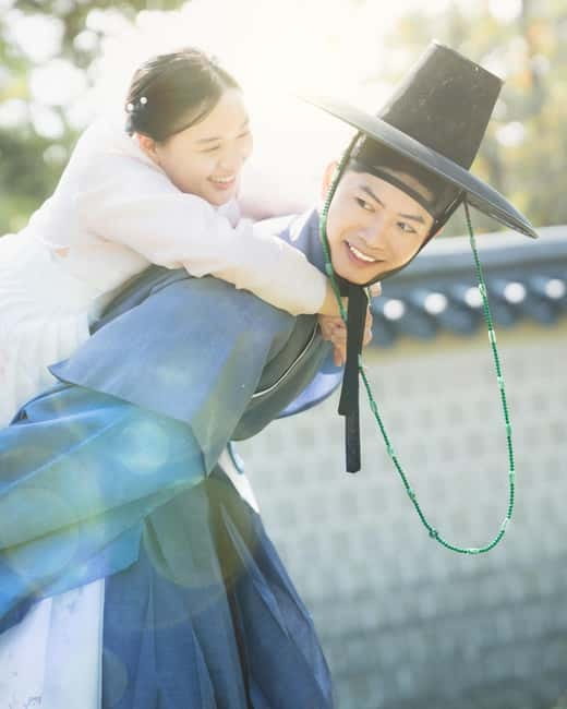 Seoul: Professional Hanbok Photography at Gyeongbok Palace - Key highlights at a glance