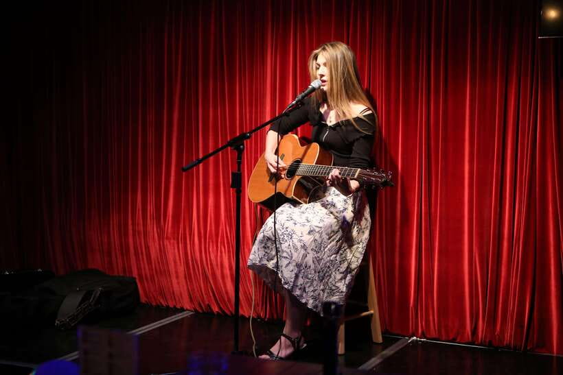 Seoul’s Stars: Open Mic with Local & International Talent - What I’d Expect From the Night’s Flow (So You Can Relax)