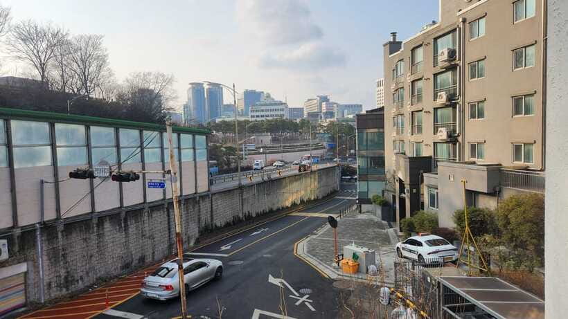 Seoul: Services of a Local for a Day (Paperwork/Tour/Fun) - Who should book this local-for-a-day service