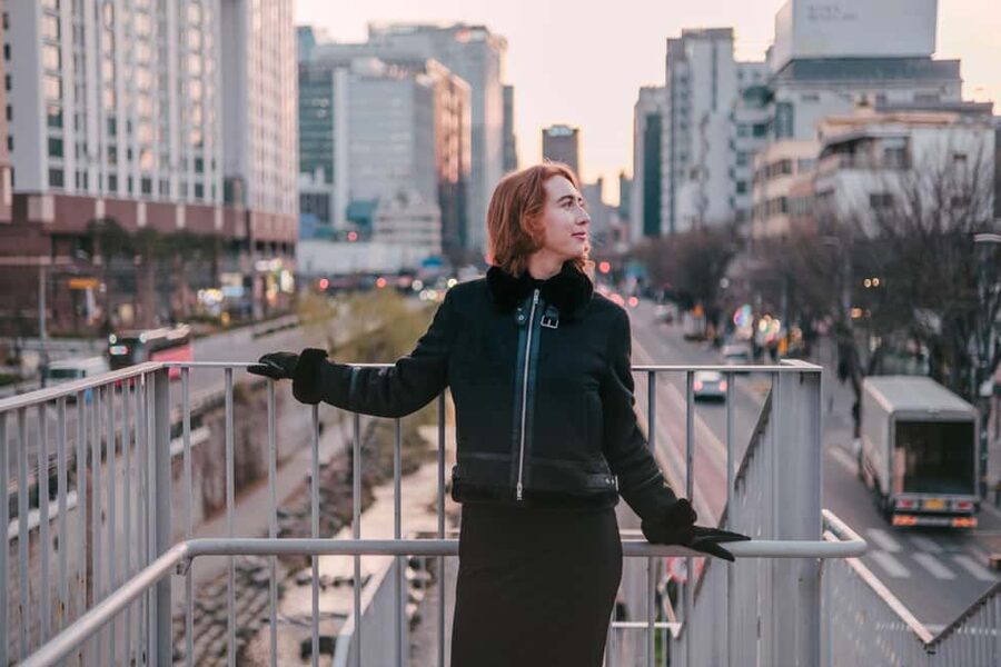 Seoul: Street Photoshoot and Hidden Gem History Walking Tour - A 2-Hour Street Walk With History and a Camera Coach