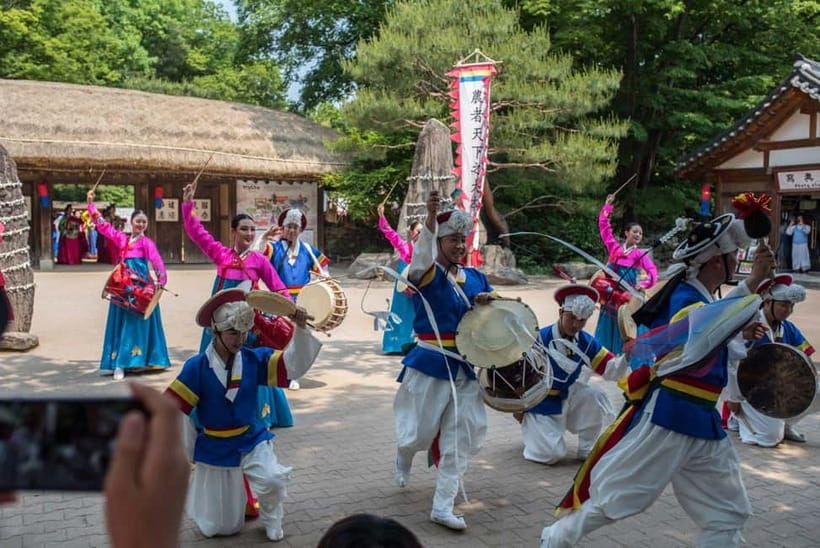 Seoul: Suwon Hwaseong, Folk Village, & Starfield Library - From Seoul Pickup to Suwon Walls: The Value of This 10-Hour Combo