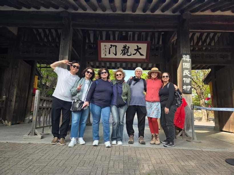 Seoul: Suwon Hwaseong, Folk Village, & Starfield Library - Hwaseong Haenggung Palace: Live Shows That Make the Joseon Court Feel Real