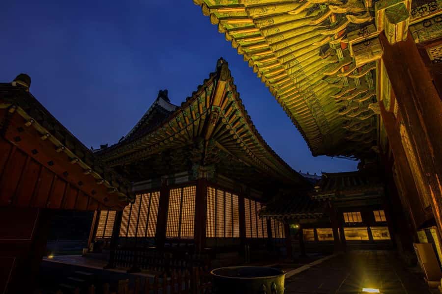 Seoul: Temple & Starfield COEX Mall Gourmet Tour in Gangnam - Who This Tour Fits Best (and who should think twice)