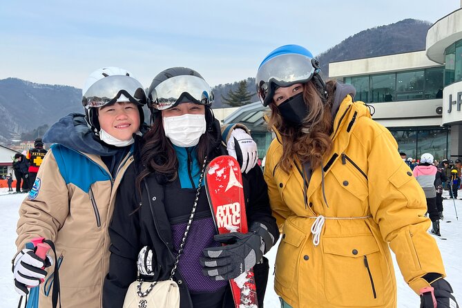 Seoul to Jisan Ski Resort (Fun 1 Day Trip Winter Sports & Skiing) - Cheongha Korea Ginseng Museum: A Short Cultural Reset After the Slopes