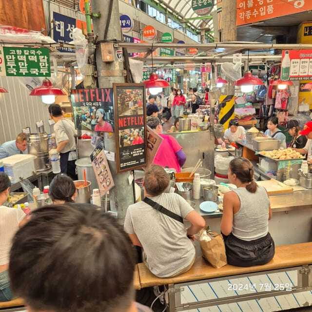 Seoul: UNESCO Palace and Street Foods Guided Tour - Who Should Book This Palaces + Street Food Combo?