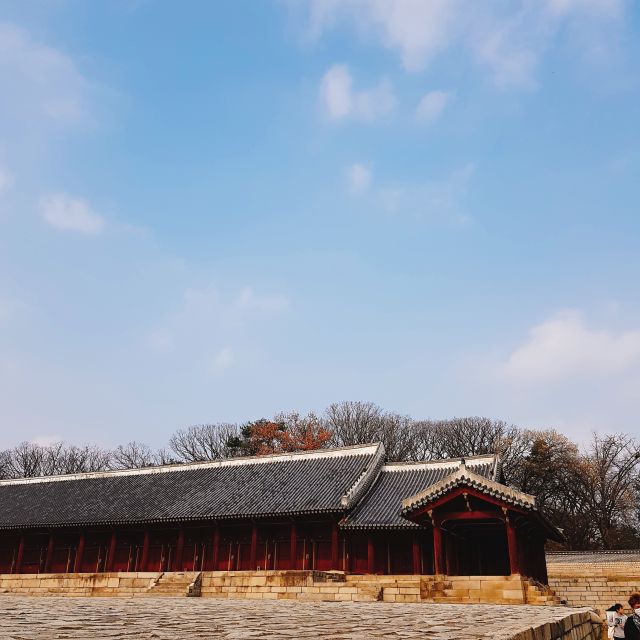 Seoul: UNESCO Sites tour: Palace, Shrine & Bukchon Village - Suwon Hwaseong Fortress: UNESCO engineering beyond Seoul