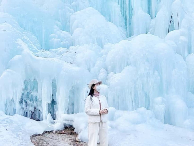 Seoul: Vivaldi Park Winter Ski with Eobi Ice Valley Day Tour - Should You Book This Winter Day Trip?