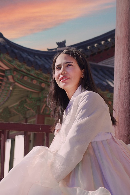 Seoul : Your Personal Photographer in Gyeongbokung - How a 1-hour palace photoshoot actually feels on the ground