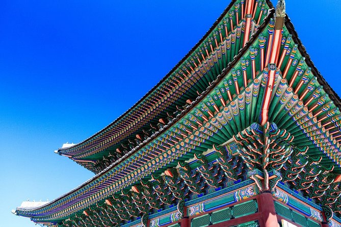Signature Seoul : Netflix Sites, Street Food & N Seoul Tower - Price and logistics: $79 is buying time and hand-holding