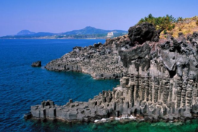 Small Group 7D Korea package Tour with Seoul Gyeongju Busan Jeju - Gyeongju Day 4: UNESCO Temple Pair, Royal Lake Night Views, and the KTX Back to Seoul