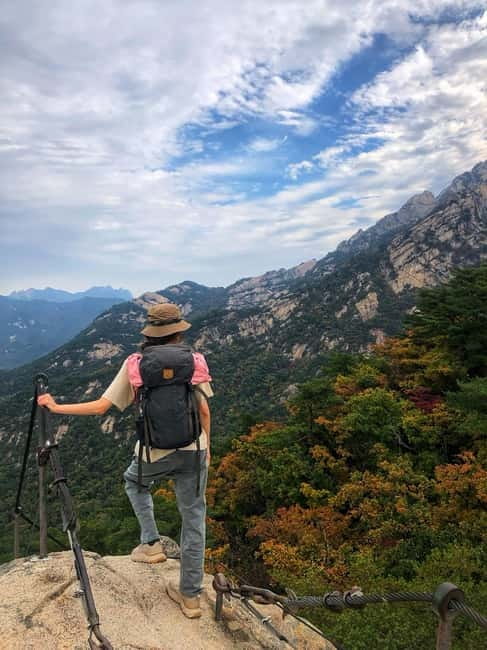 Small Group Hike on Mt. Bukhan’s Secret Paths & Local Lunch - Viewpoint Breaks and Valley Descent: The Pace That Keeps It Enjoyable