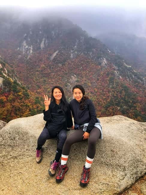 Small Group Hike on Mt. Bukhan’s Secret Paths & Local Lunch - Practical Tips You Shouldn’t Skip: Shoes, Pace, and Comfort