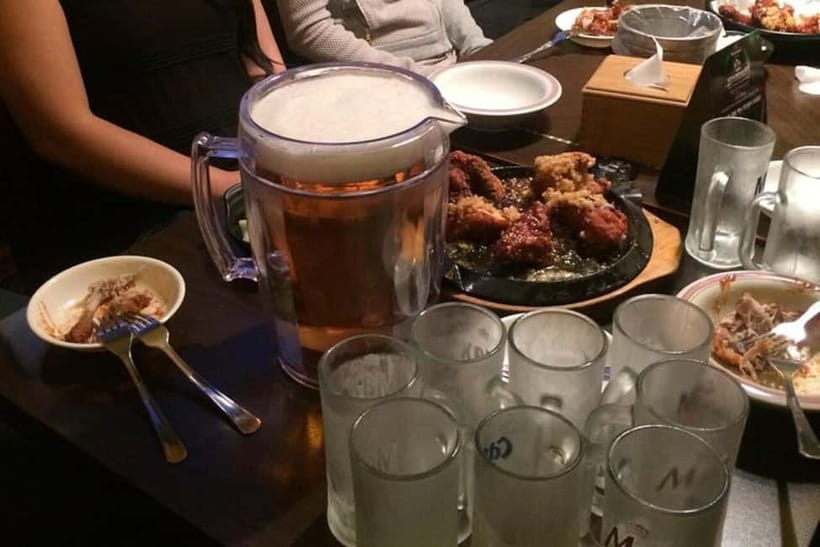 Small-Group Night Food Tour in Seoul with Korean BBQ - Ikseondong Hanok Village tea, dessert, and local snack breaks