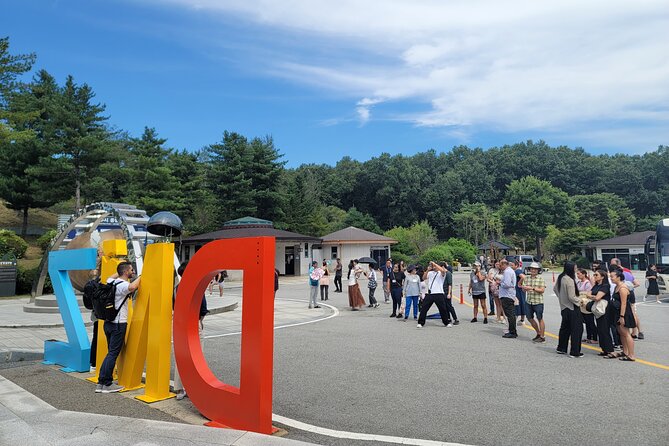 Small Group Tour to DMZ & Suspension Bridge with Hotel Pickup - Morning logistics: 7:30am pickup and how a small group helps