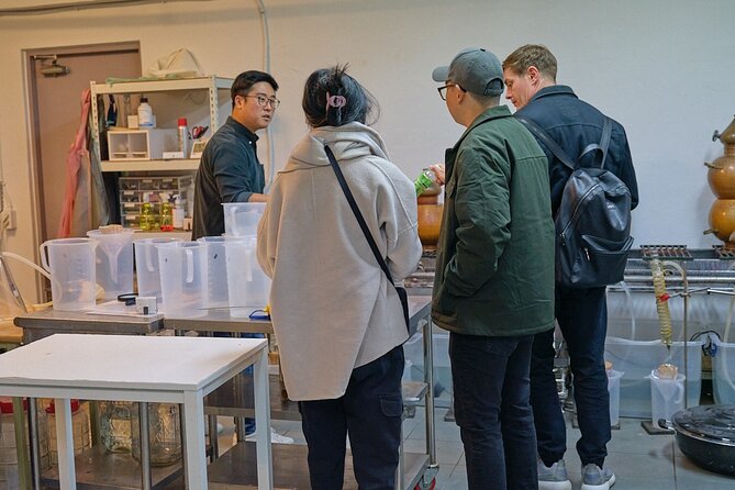 Soju Tasting at Distillery - story of 3 pigs - Tips to make the most of the distillery time