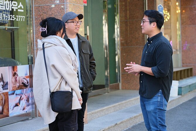 Soju Tasting at Distillery - story of 3 pigs - The Samhae soju story and the 3 pigs connection