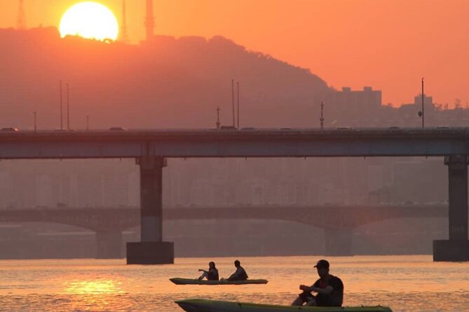 Stand Up Paddle Board (SUP) and Kayak Activities in Han River - Jamsil Sports Complex: Water Time Next to Everyday Seoul Life
